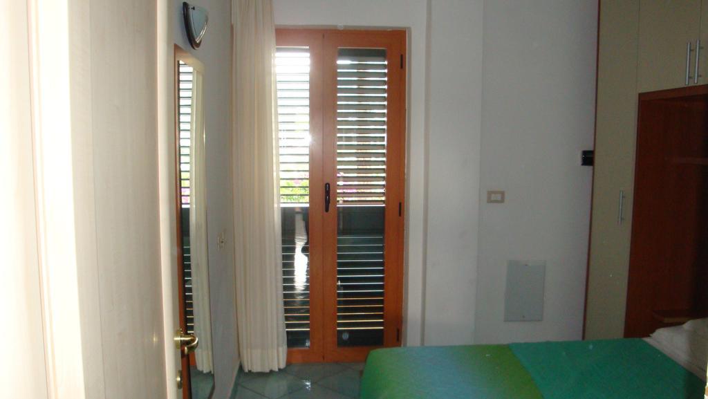 Ischia Uno Residence Forio di Ischia Kamer foto